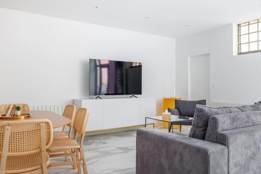 Beautiful Flat For 6 People #6 Διαμέρισμα Asnières Εξωτερικό φωτογραφία
